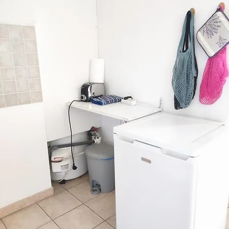 En Centre-ville D'uzes Apartmán *