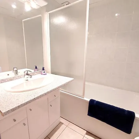 Apartment En Centre-ville D'uzes Uzes
