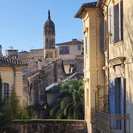 شقة Avec Parking En Centre D'uzes Uzès