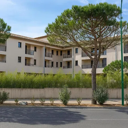 Avec Parking En Centre D'uzes * ユゼ